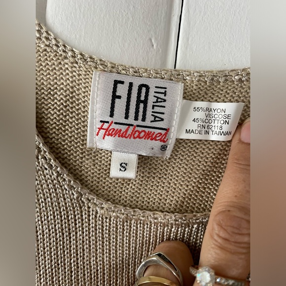 FIA ITALIA HANDLOOMED WOMEN'S TANK TOP KNITTED FABRIC. TAN, size S - Picture 14 of 15